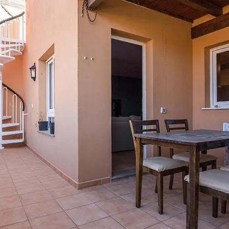 Dom wakacyjny Casa Das Cores Corralejo